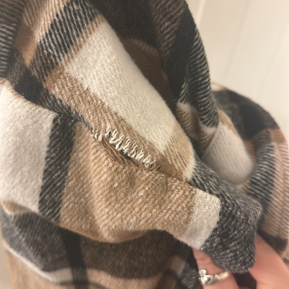 Fall shacket - Picture 2 of 2